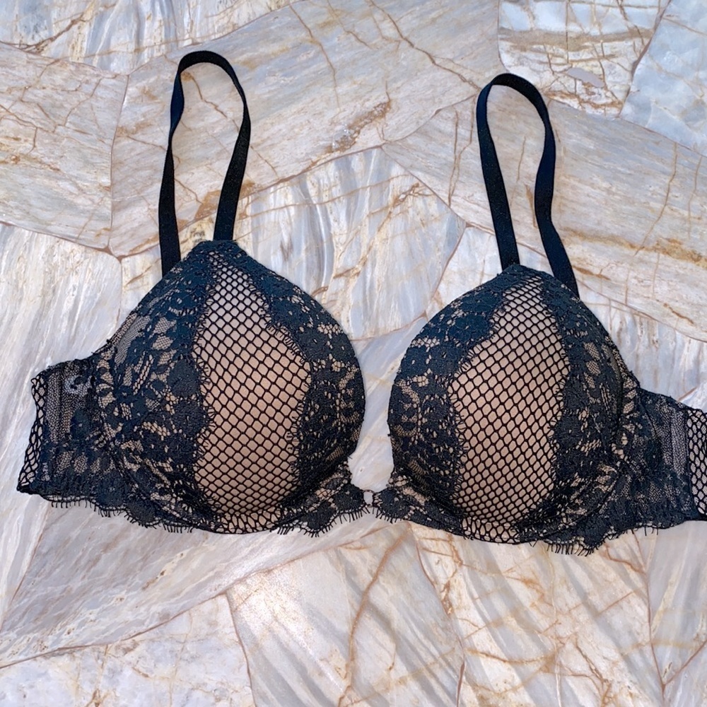 32B Bra Bombshell Push-up Fishnet Black Mesh Black Lace Rare